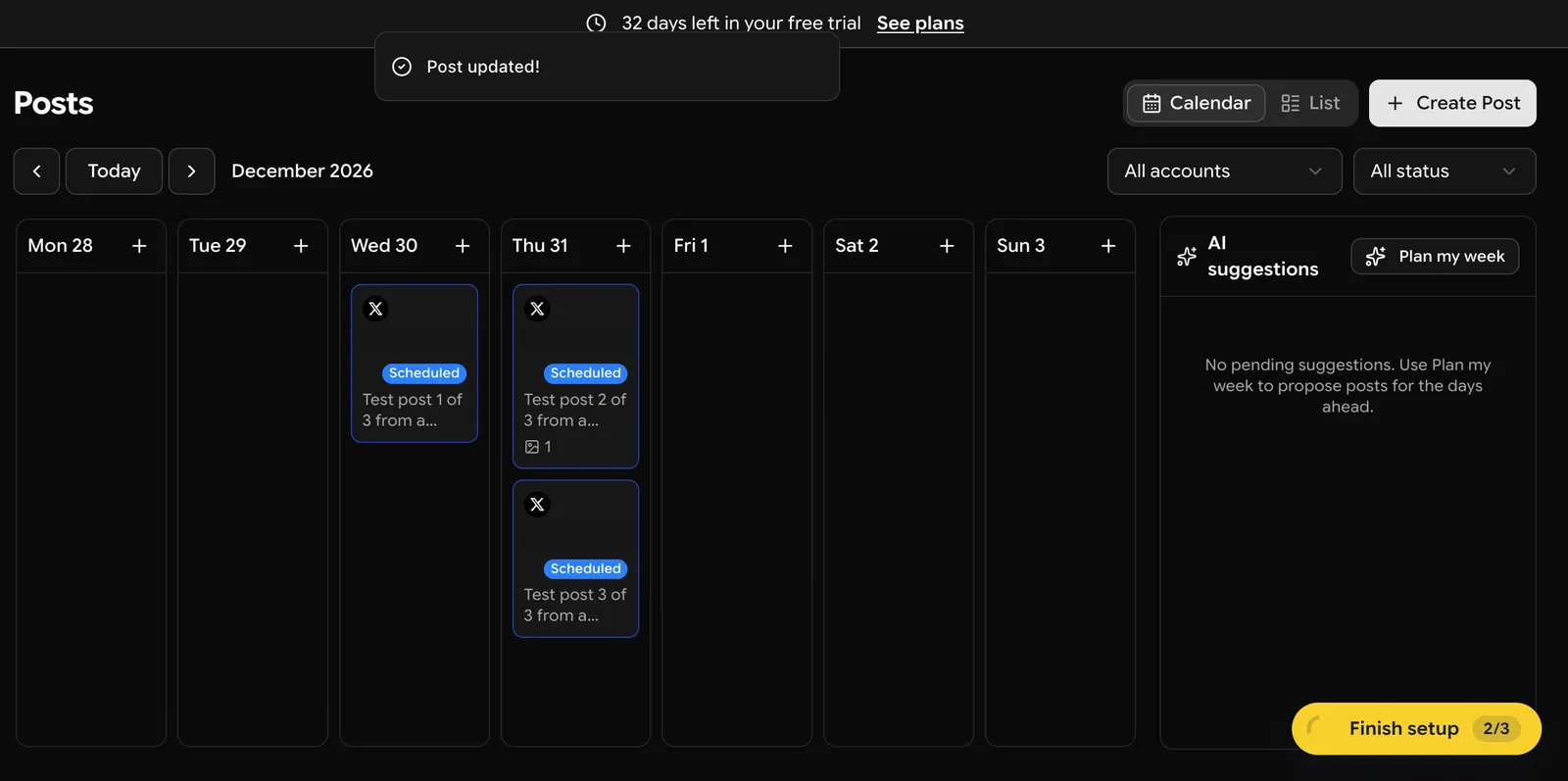 SocialDesk week calendar with one scheduled post on Wednesday December 30 and two on Thursday December 31